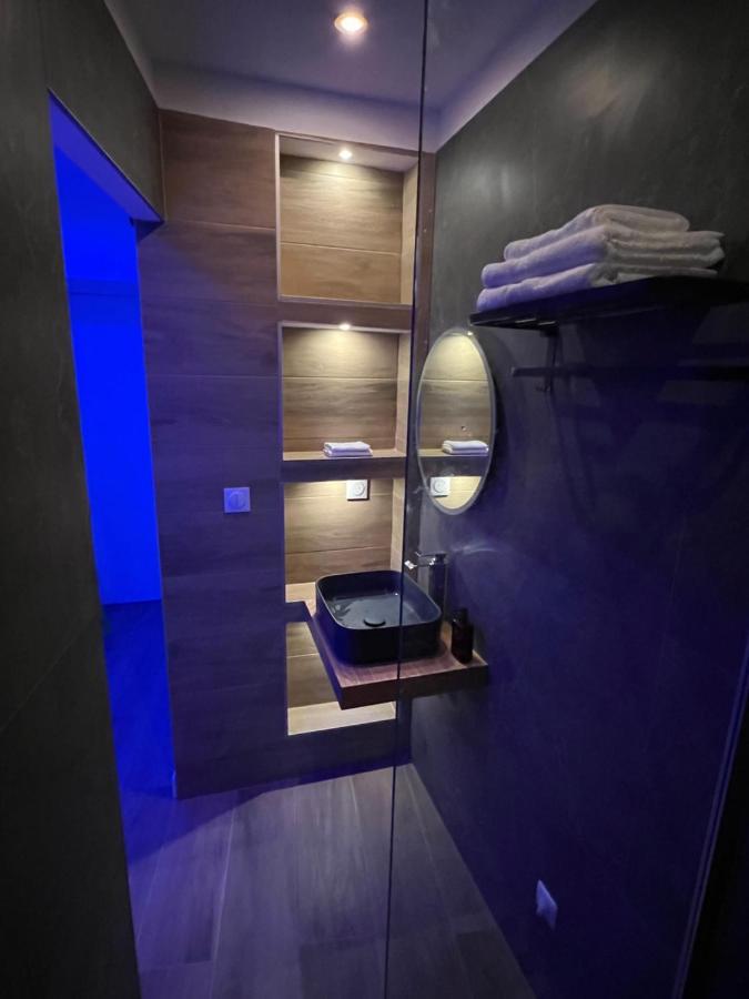 Appartement Chic & Jacuzzi à Givors Extérieur photo